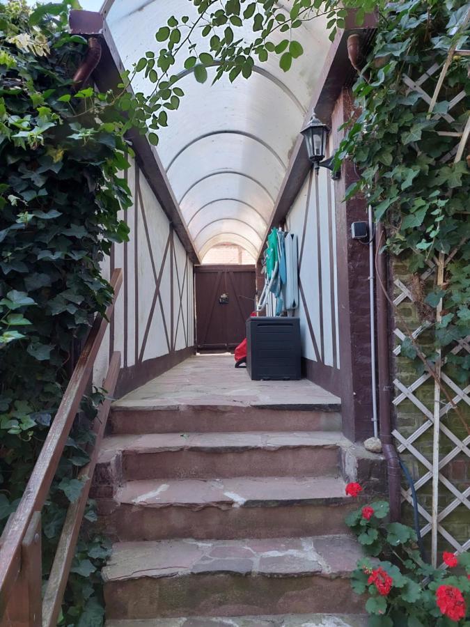 Comme Une Maison, Duplex Terrasse Hypercentre De Trouville Buitenkant foto
