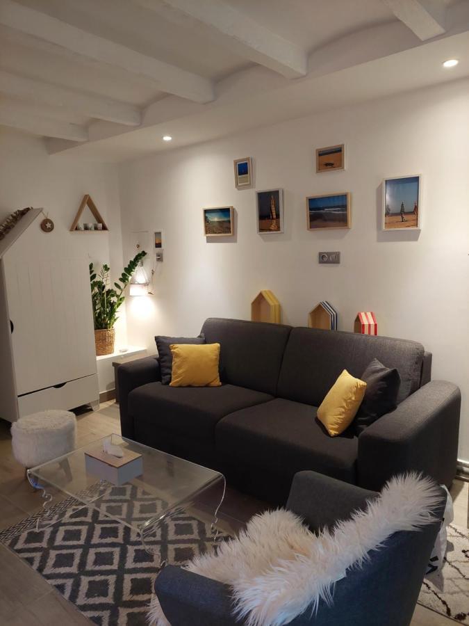 Comme Une Maison, Duplex Terrasse Hypercentre De Trouville Buitenkant foto